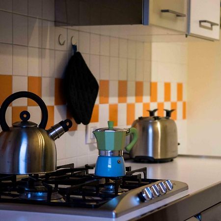 Casa Galattica Per Autostoppisti Кремона Экстерьер фото